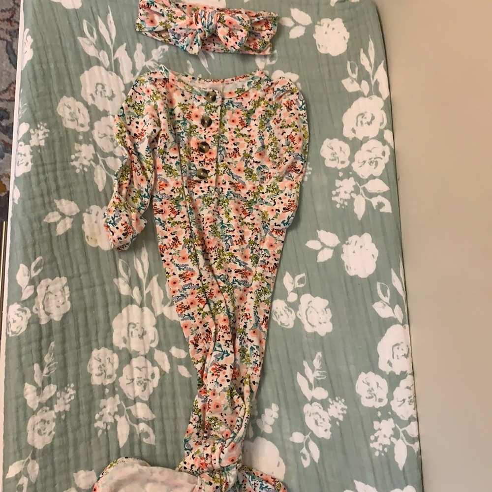 Knot gown with bow